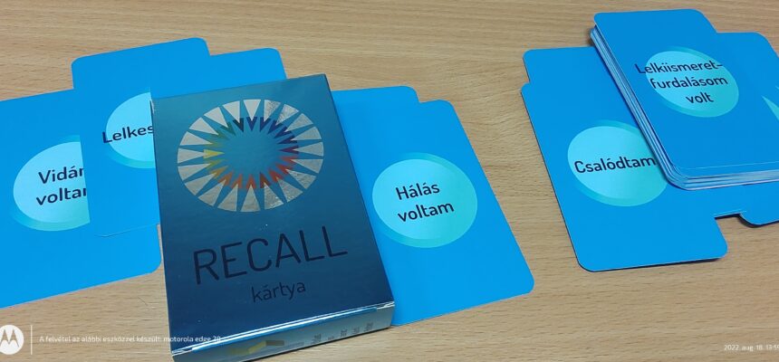 “Recall Cards: Egy Inovatív Kártyajáték az Érzelmi Intelligencia és Memória Fejlesztéséért”
